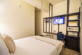 Joint Boutique Hotel