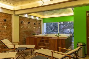 Joint Boutique Hotel