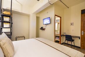 Joint Boutique Hotel