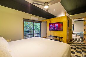 Joint Boutique Hotel