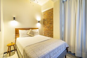 Joint Boutique Hotel