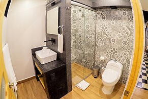Joint Boutique Hotel