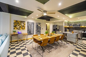 Joint Boutique Hotel