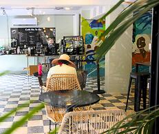 Joint Boutique Hotel