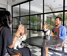 Joint Boutique Hotel