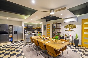 Joint Boutique Hotel