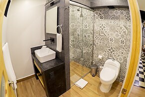 Joint Boutique Hotel