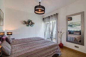 Luxury Penthouse 3 Bedrooms Olhos de Água