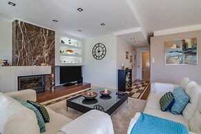 Luxury Penthouse 3 Bedrooms Olhos de Água