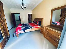 Mam Lovely 3-bed Apartment in Dakar-almadies