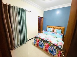 Mam Lovely 3-bed Apartment in Dakar-almadies