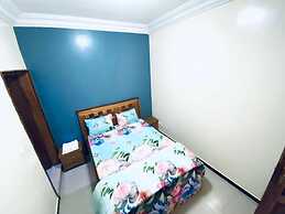 Mam Lovely 3-bed Apartment in Dakar-almadies