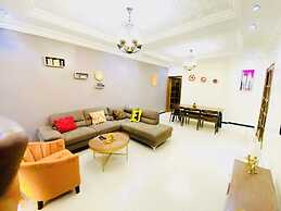 Mam Lovely 3-bed Apartment in Dakar-almadies
