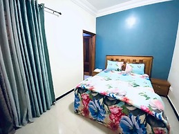 Mam Lovely 3-bed Apartment in Dakar-almadies