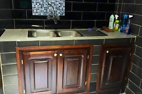 Mam Lovely 2-bed Apartment in Dakar-almadies