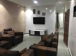 Mam Lovely 2-bed Apartment in Dakar-almadies