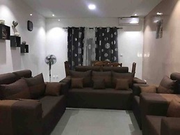 Mam Lovely 2-bed Apartment in Dakar-almadies