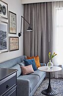 The Hamilton Alpharetta, Curio Collection by Hilton