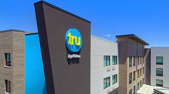 Tru By Hilton Omaha I-80 at 72nd Street, NE