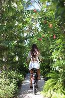 Hampton by Hilton Grand Cayman Seven Mile Beach