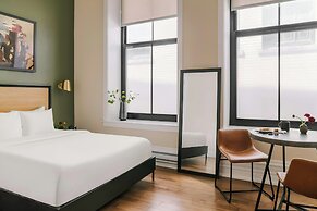 Sonder by Marriott Bonvoy Jewelers Row Apartments Millenium Park