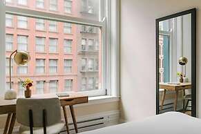 Sonder by Marriott Bonvoy Jewelers Row Apartments Millenium Park