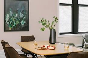 Sonder by Marriott Bonvoy Jewelers Row Apartments Millenium Park