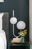 Sonder by Marriott Bonvoy Jewelers Row Apartments Millenium Park