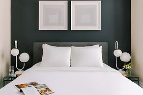 Sonder by Marriott Bonvoy Jewelers Row Apartments Millenium Park