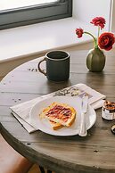 Sonder by Marriott Bonvoy Jewelers Row Apartments Millenium Park