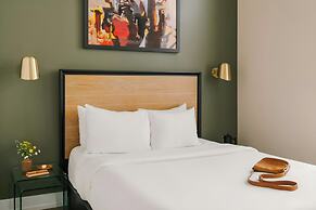 Sonder by Marriott Bonvoy Jewelers Row Apartments Millenium Park