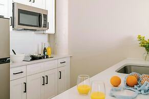 Sonder by Marriott Bonvoy Jewelers Row Apartments Millenium Park