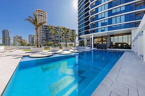 Meriton Suites Surfers Paradise