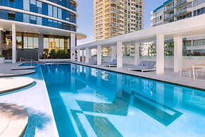 Meriton Suites Surfers Paradise