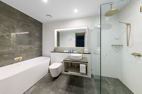Meriton Suites Surfers Paradise