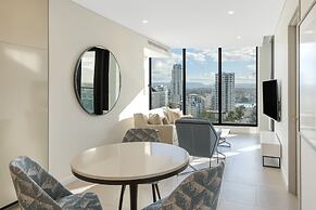 Meriton Suites Surfers Paradise
