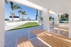 Meriton Suites Surfers Paradise