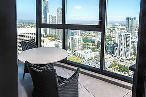Meriton Suites Surfers Paradise