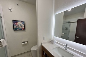 La Quinta Inn & Suites by Wyndham Coralville Iowa City
