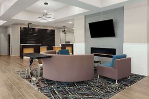 La Quinta Inn & Suites by Wyndham Coralville Iowa City