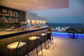 Atlantica Aqua Blue Hotel