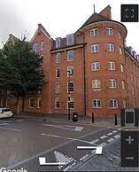 Charming 3-bed Apartment in London