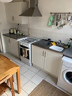 Charming 3-bed Apartment in London