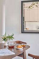 Sonder by Marriott Bonvoy Britain Quay Apartments Grand Canal Square