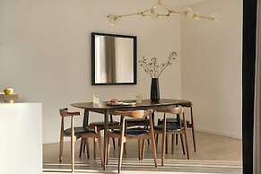 Sonder by Marriott Bonvoy Britain Quay Apartments Grand Canal Square