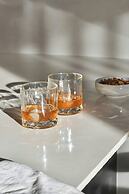 Sonder by Marriott Bonvoy Britain Quay Apartments Grand Canal Square