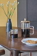 Sonder by Marriott Bonvoy Britain Quay Apartments Grand Canal Square