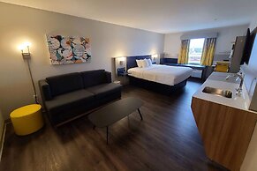 Microtel Inn & Suites by Wyndham Milford