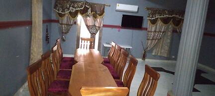 Mother's Royal Hotel