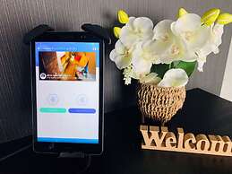 At RLiS House Osaka Domecity